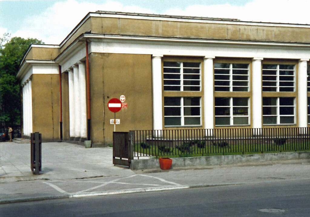 Biblioteka, ul. Parkowa, budynek